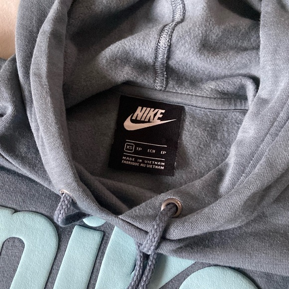Women’s Nike Fleece Mid Crop Top Hoodie Lightweight - Picture 2 of 5